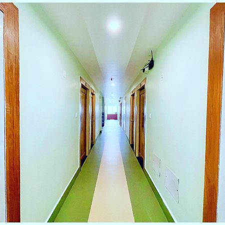 Simla Hotel K R I S H N A B - B Near Mall Road And Temple Exterior foto